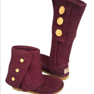 UGG - Women’s Classic Cardy Boot Size 8